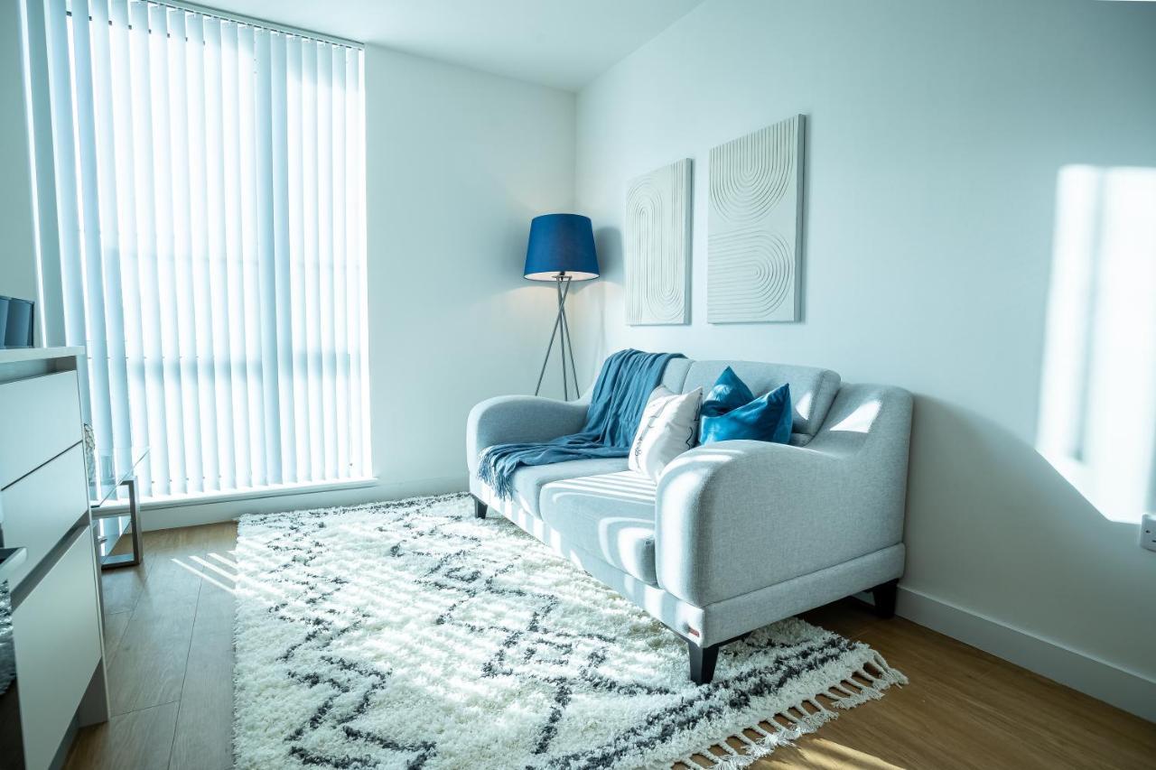 Luxe Apartments Bracknell Near Ascot, Legoland, Windsor, Lexicon - Free Parking & Gym 외부 사진